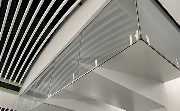 泾阳玻璃挡烟垂壁