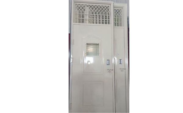 泾阳学校教室门