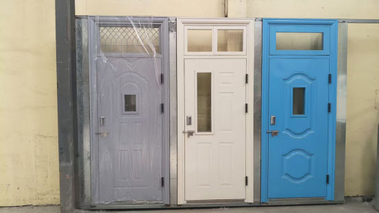 泾阳学校教室门 泾阳学校教室门